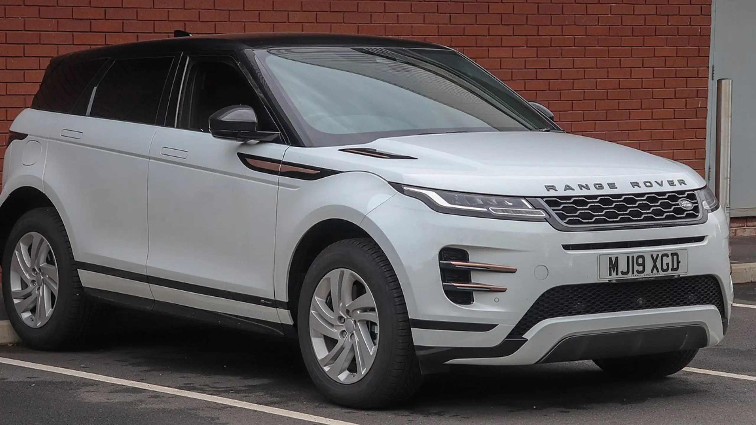 Range Rover Evoque - Land Rover Parts and Spares